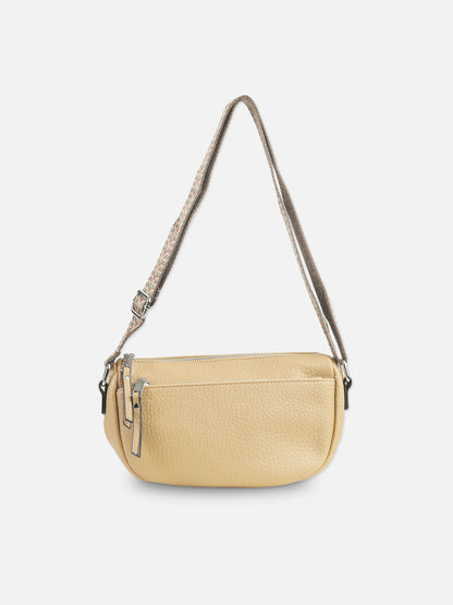 Elegant Beige Textured Shoulder Bag with Zip Closure